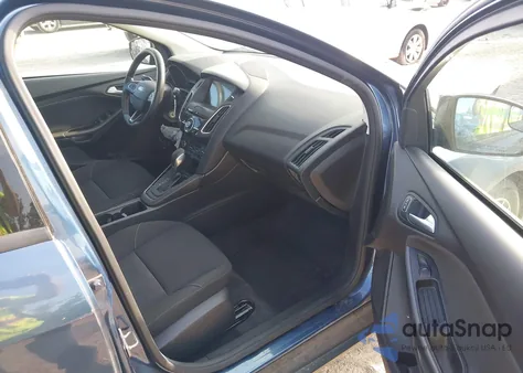 2018 Ford Focus Sel z USA, uszkodzony, nr VIN 1FADP3M26JL300982